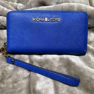 Michael Kors zip around wallet